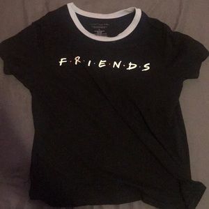 FRIENDS SHIRT MERCH